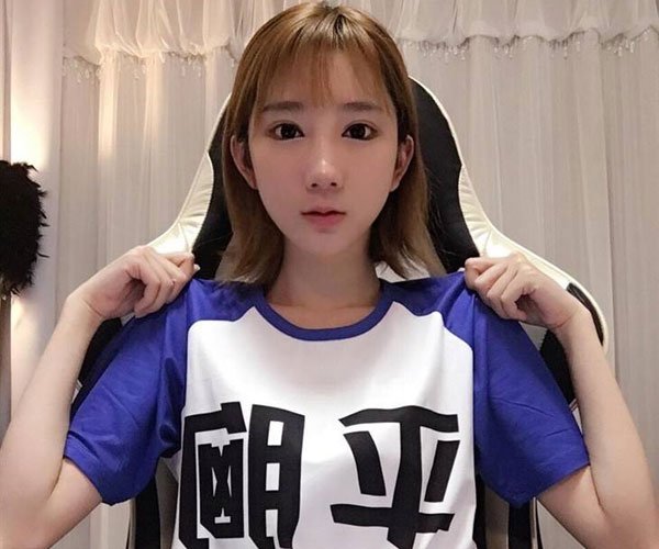 yyֱ����mini�������� ��˿������һ���ƺ���ȤС���