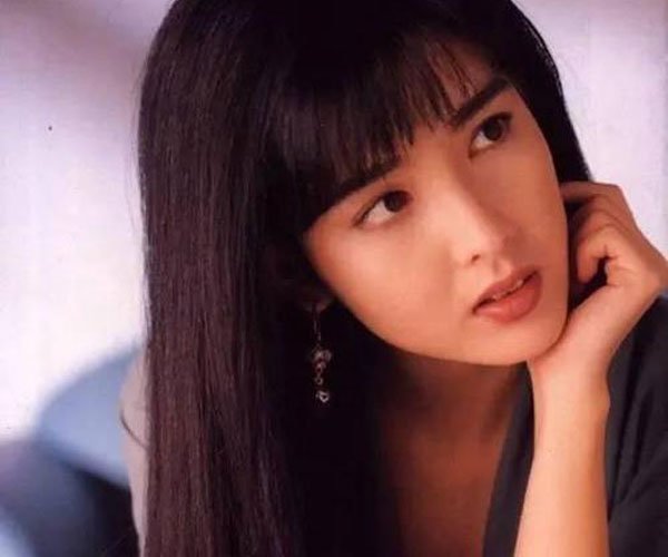 �ܻ��������������� ����Ů��Ҳ���˴����ǰ