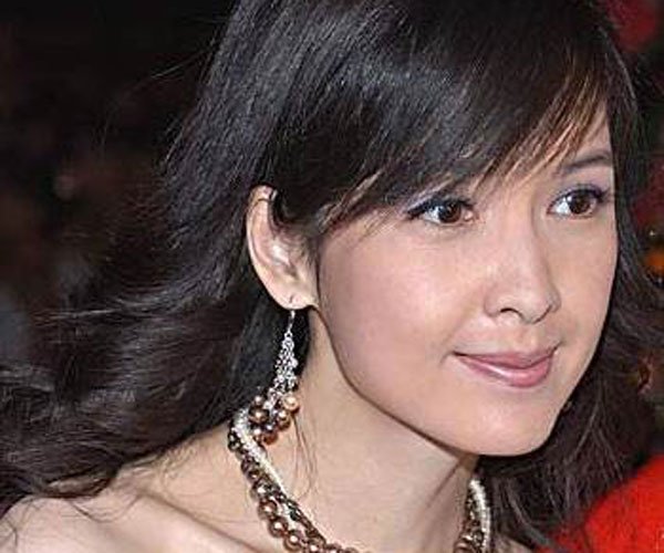 �ܻ��������������� ����Ů��Ҳ���˴����ǰ