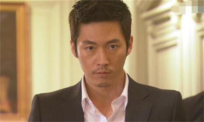 �ź�������˭ ���ű�����2��н�������Ȧ����