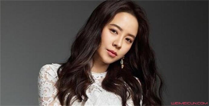 金钟国宋智孝美国结婚? 和宋智孝十指紧扣承认恋情