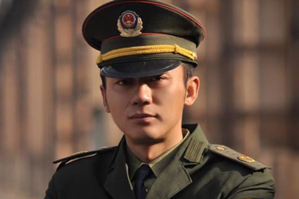 ���ʲô���� ���үү�Ǿ����𵽵���˭