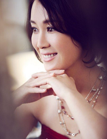 ����ΰ�Ϲ���˭ ��һ�����Ӻ����λ���