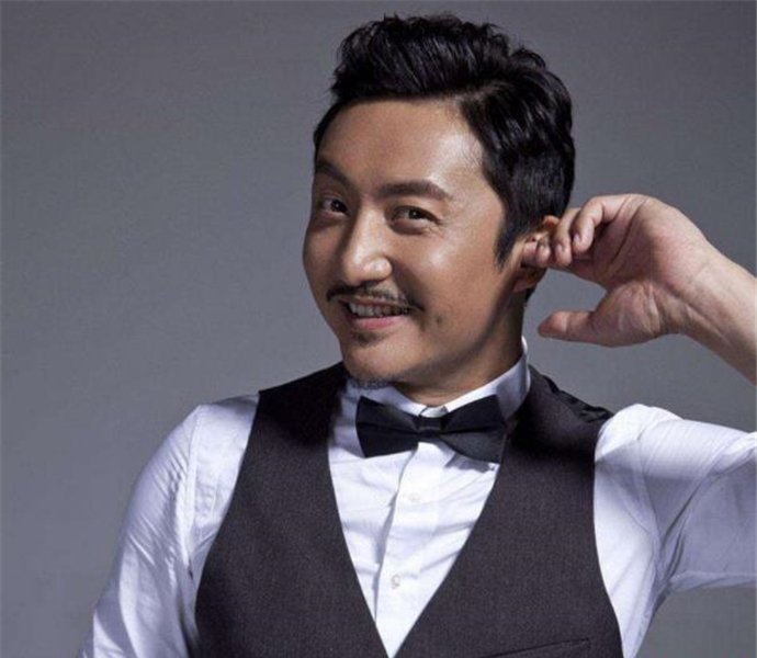 涂松岩老婆个人资料 和女演员袁菲是夫妻吗