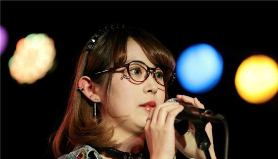 茶理理个人资料本人照片 茶理理为什么叫外交官