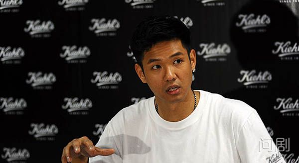 ���˴�s����ԭ�� ��s�ǳ½��ݵ�ǰŮ��