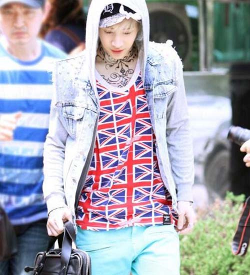 ���ܻ�Ů������˭ Henry���ܻ���Ů���ѵ�Ҫ��