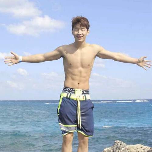 ���ܻ�Ů������˭ Henry���ܻ���Ů���ѵ�Ҫ��