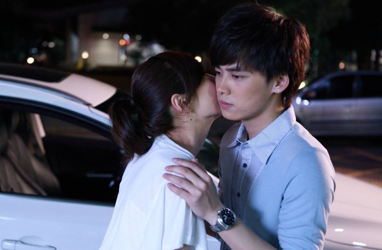 ���׷���������Ӿ���һ������ ����ʼ�ն�û�б�ʾ