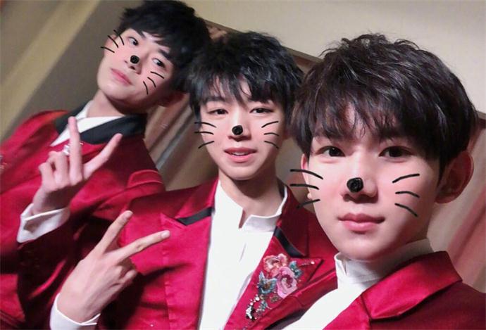 ��ԴŮ���ѽ���ͼƬ��ô���� ��Դ���˺��˦Ů��