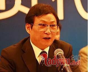 ��˼˼�������ɷ���˭ ��˼˼���Ϲ����������