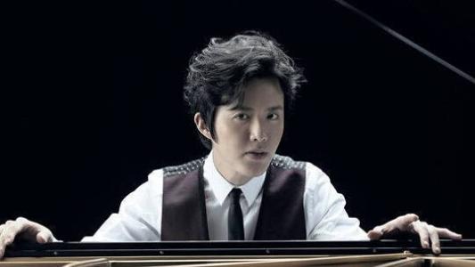 ���ʺ����Ƶ���һ��������� �ĸ��Ƚ�����