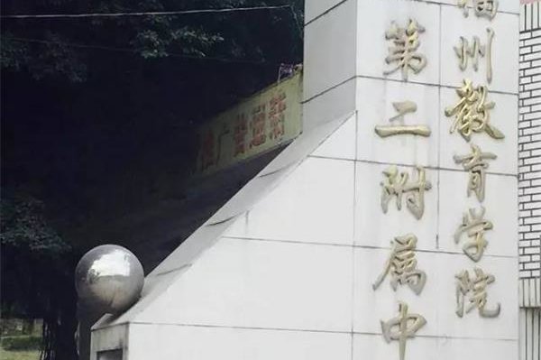 л�����Ǹ�ʲô������ ��ǰ�������