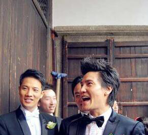 ���Ӿ��ļ����������Ǯ�� ���Ӿ��ݹ��ĵ��Ӿ�����Щ