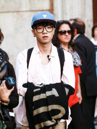 ������ļ�����ϵ �Ǹ�������ͥ������ס������