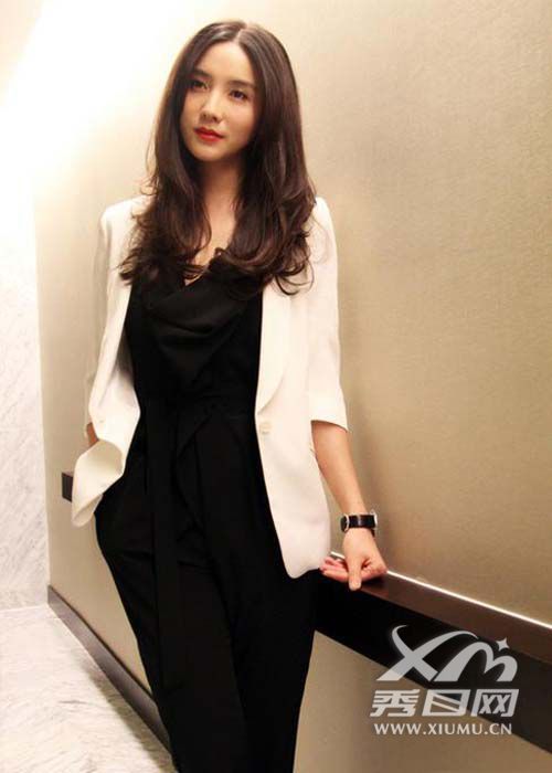 С�μ��Ϲ���˭? С�μѵĸ���֮·����ʷ