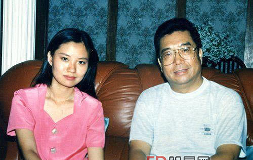 ��˫��ǰ�޶�Ӣ������ ��˫��ǰ�޶�Ӣ��