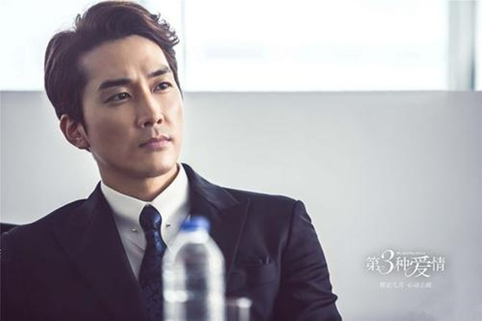 �γ��ܸ�����״��Ů����˭ �������Ϊʲô����