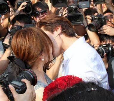 ����俼�ͥ���� ���������ӱ��Զ��ʹ