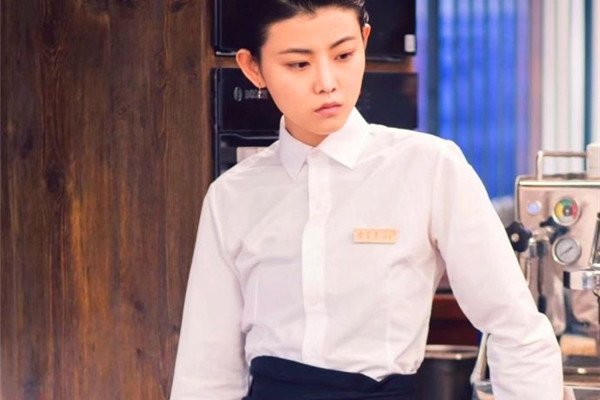 ���Ȼ���˼������� �ֲ������Ů��������