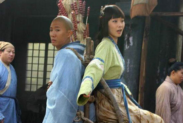 洪天照李曼分手了吗 洪天照与女友李曼情侣照