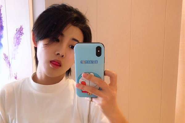 ���Ȼ���˼������� �ֲ������Ů��������