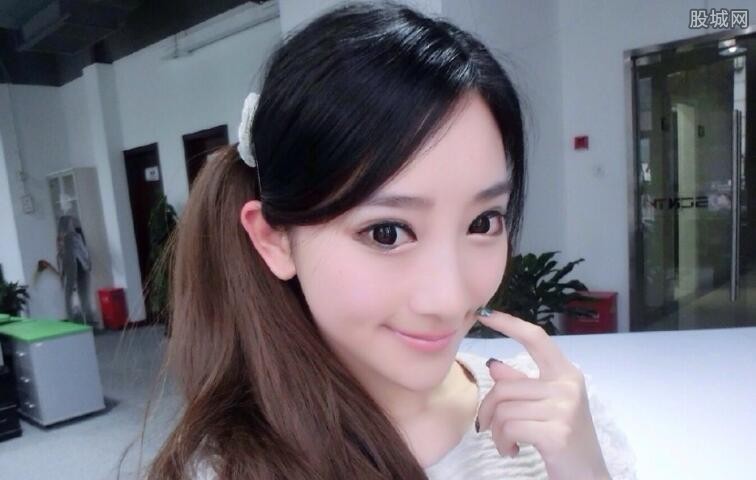 ����Ů������mini������˭ ����������Ȼ��