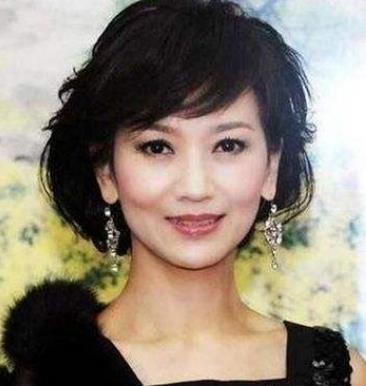 40���Ů���ʺ�ʲô���� 40һ50��Ů�̷���