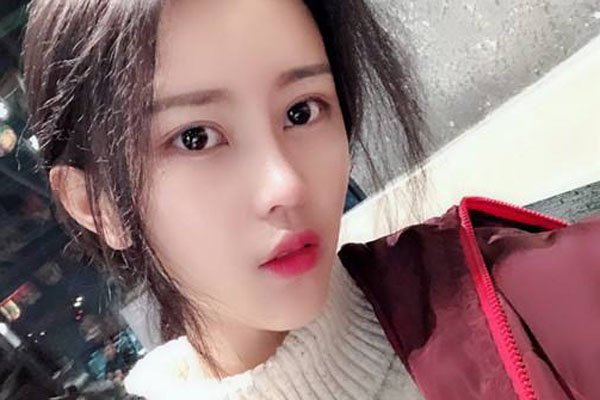 ��С��������Ƭ�Ա� ��С���ͱ�����һ������