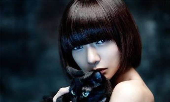 �������Ϲ���˭�� �������������ϼ��