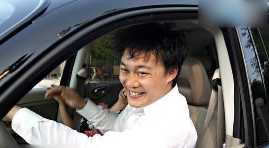 蒋雯丽车震真相揭秘 蒋雯丽与陈奕迅车内的调情戏