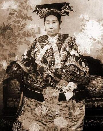 叶赫那拉氏现在姓什么 族谱现在的分布