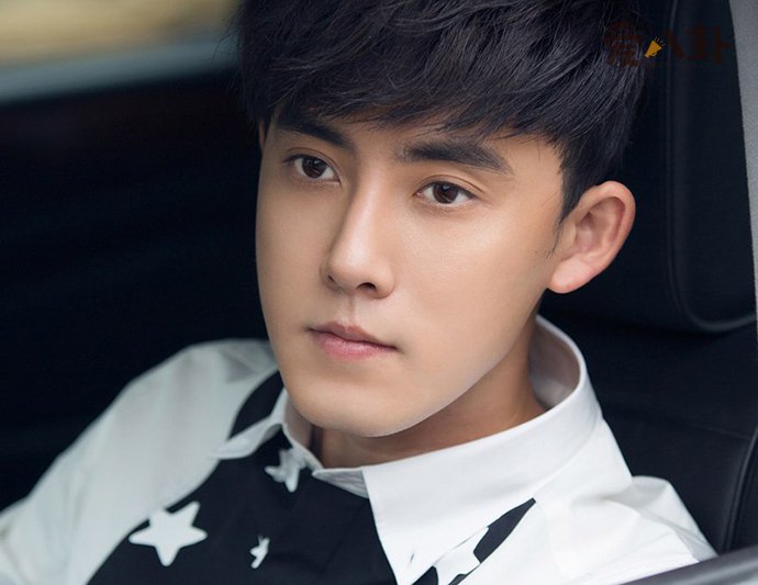 ���Ů������˭ѽ ���������Ϊʲô�����