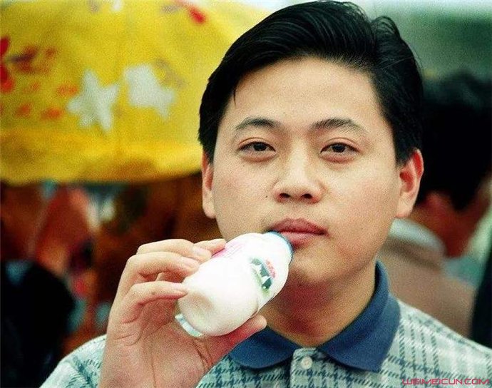 均瑶老板老婆嫁给司机 一个有19亿的人怎么可能嫁司机