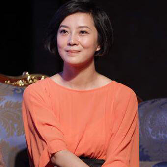 苏岩家庭背景显赫 军方背景财力足拥有私人飞机