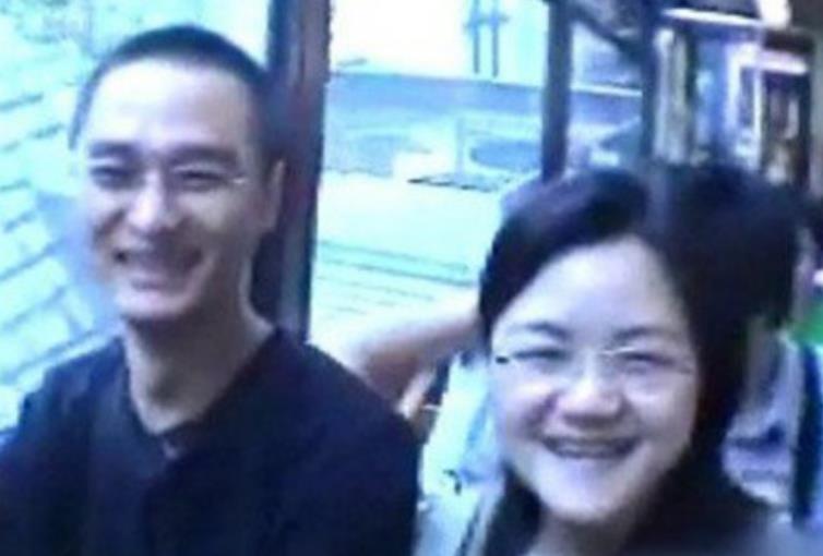 �������һ��������˭ ������ͷ��Ȣ����СȽ