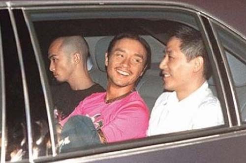 �ƺ׵º��Ź���˭���� ���ǵ���һĻ��������ǣ����