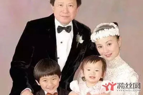 李赛凤三级有哪些 和干儿子的不伦恋