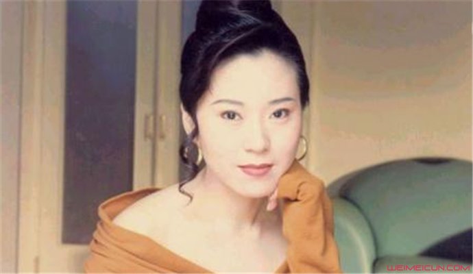 ���ذ�����κ�����ݹ������� κ�����Ϲ���˭�������