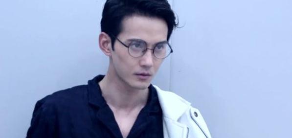 �����ص�Ů������˭ ǰŮ������俵�����