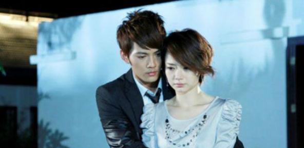 �����ص�Ů������˭ ǰŮ������俵�����