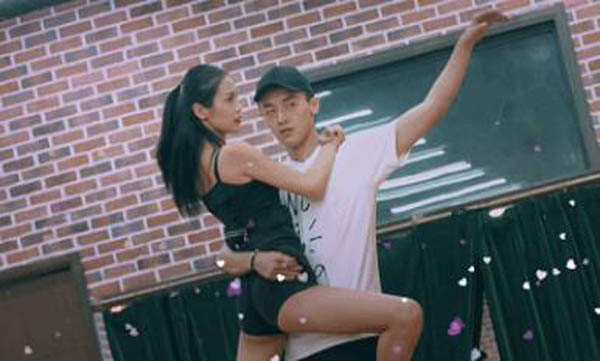 ��־ΰ����껫h���� ��껫h������־ΰǰŮ�ѵ����