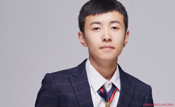 ������������������Щ ������������������