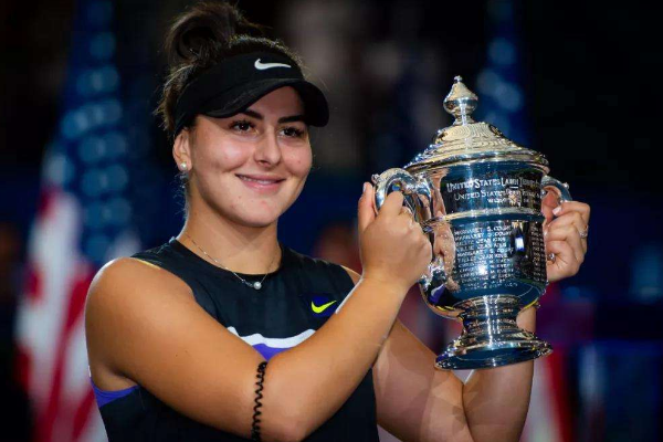 Ů�������������� �����һ����˭