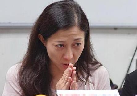 ����Ů��С��Ů���� С��Ů��״��ô����