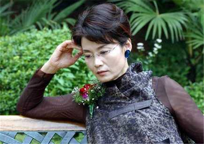 潘虹有娃有孩子吗 潘虹不能生孩子真假