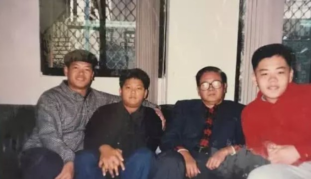 �½��ݸ�����һ�ο��� 1994��ɻ��¹���ô����