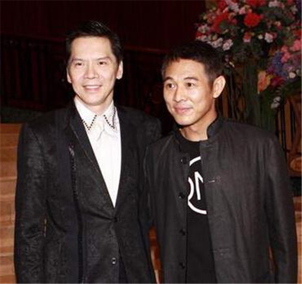 ��ǿ����ʲô��ͷ �ڰ�����ͨ������۵�ʵ�������ж��?