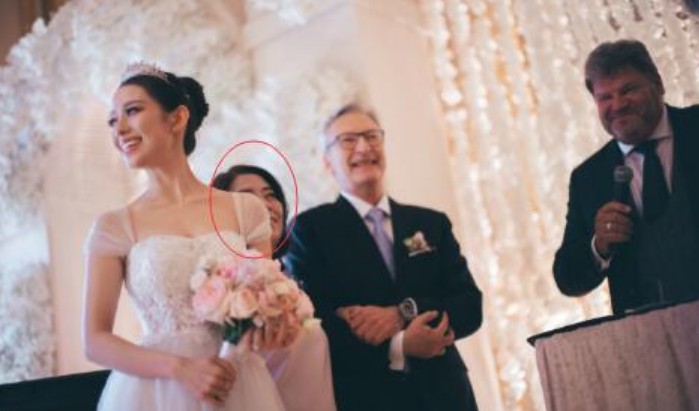 ���Ȱ���˿�����������Ĺ��� ��ĸ����ʲô��