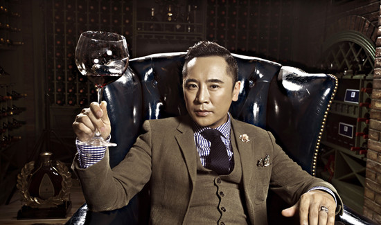 ������˹����������˭ �����Ƕ���˹�����ϰ���